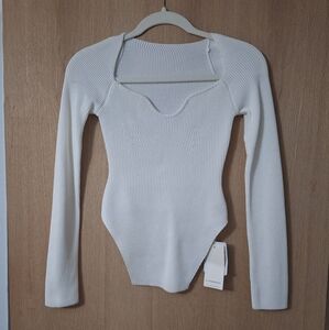 NWT commense knit top